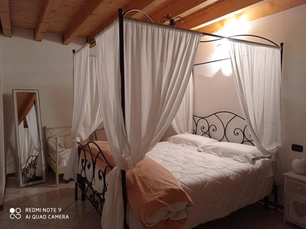 ピゾーニェCasa Delle Apiアパートメント エクステリア 写真